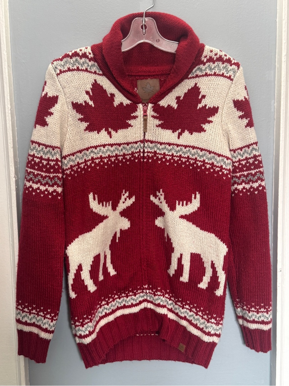 Elbows Up! Canada Moose Maple Leaf Zip Cardigan Sweater Red Cream Medium Fall